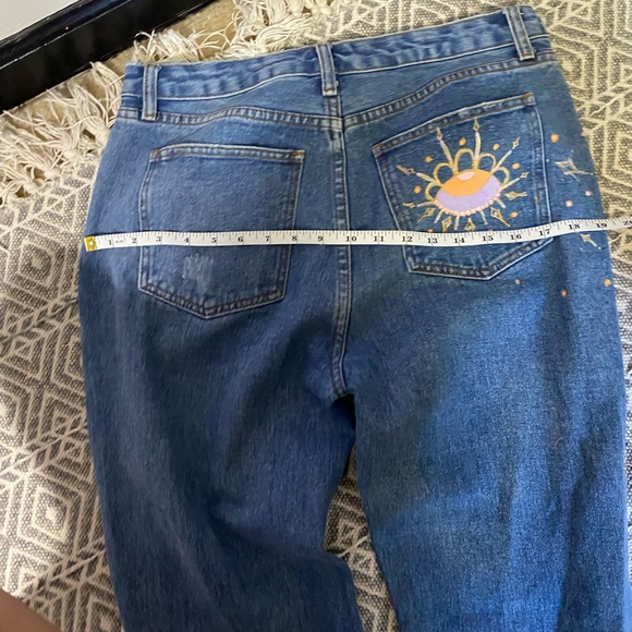 Hand painted cropped boyfriend jeans - Picture 2 of 16